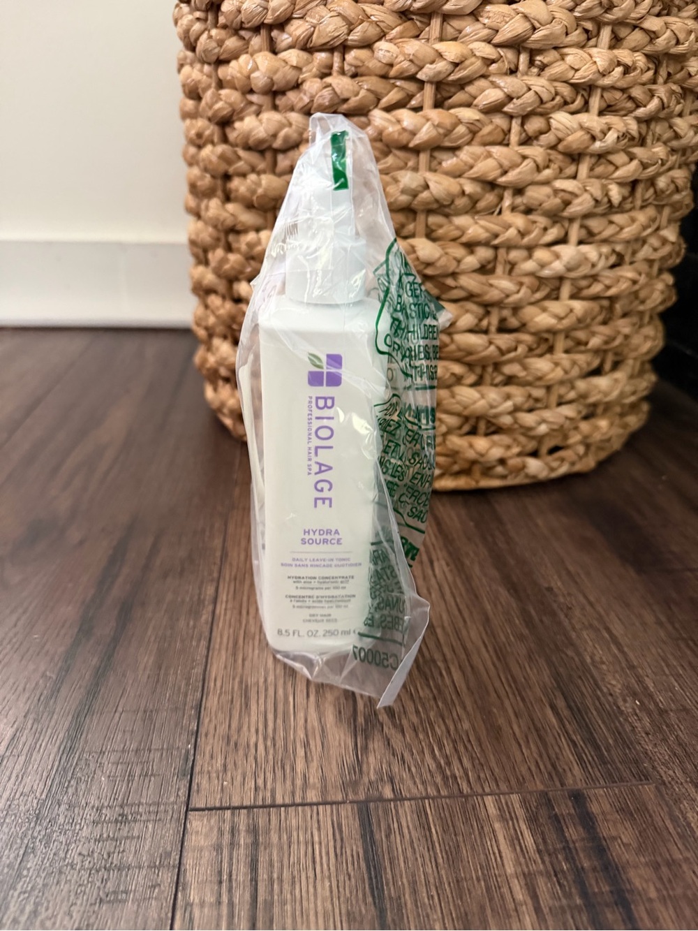 Biolage HydraSource Daily Leave-In Tonic for Dry Hair  8.5 fl.oz New